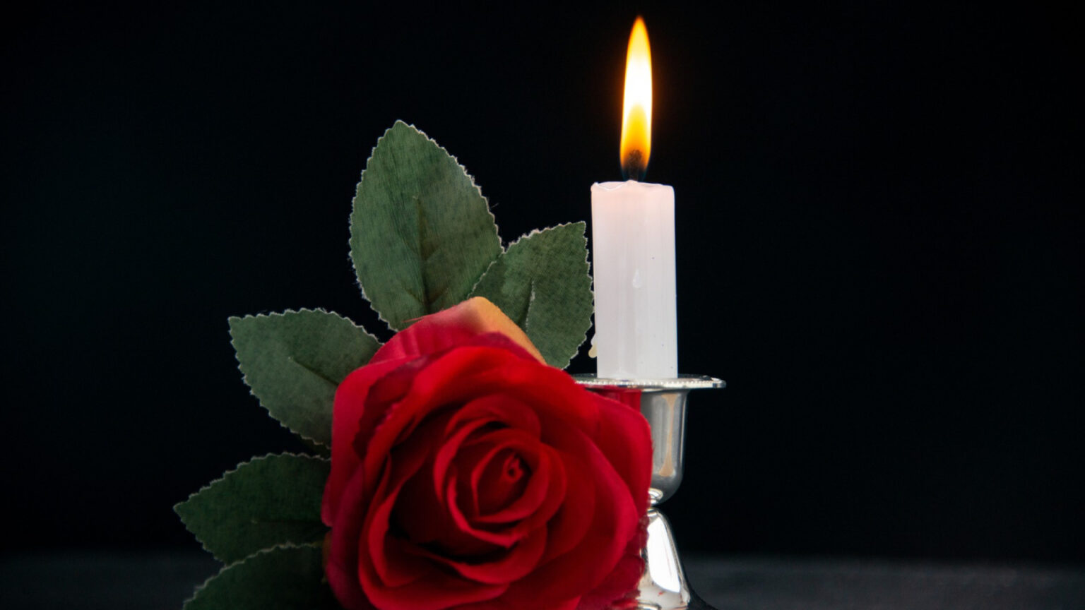 Comment choisir un porte-fleur pour columbarium adapté à vos attentes ?