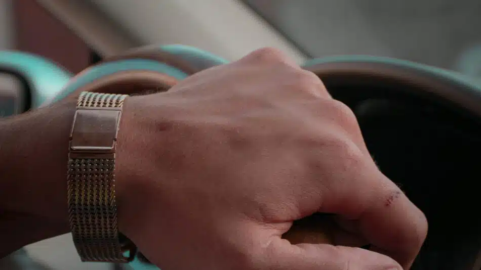 Le cadeau parfait pour les hommes : un bracelet en acier inoxydable à Noël